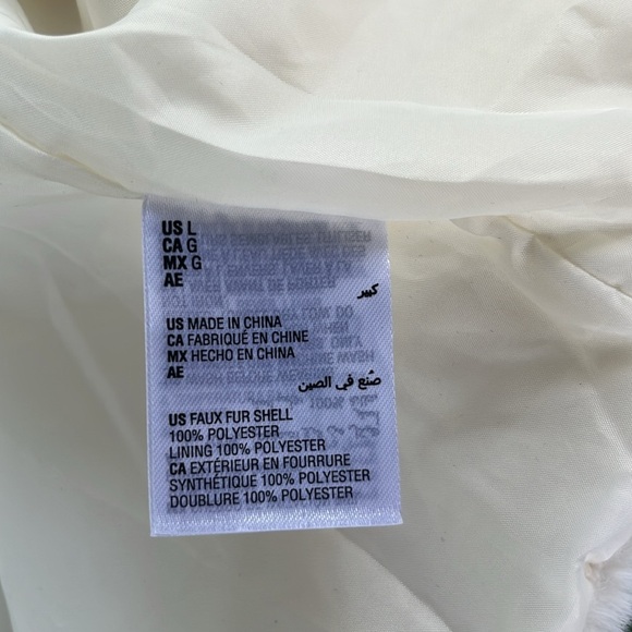 EPIC THREADS Ivory Faux Fur Girls Vest size large - Picture 5 of 5